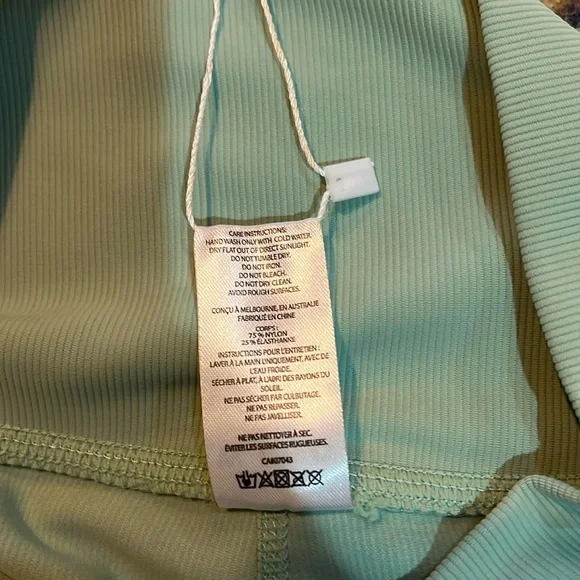 NWT - Sage Green Wilo The Lablel Ribbed Athletic Shorts 🤍🌿 - Picture 4 of 9